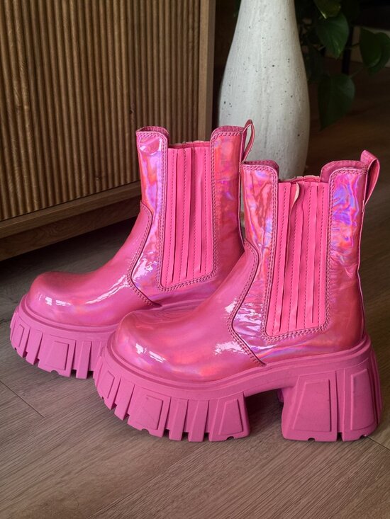 CLUB EXX Rebel Core Chelsea Ankle Boots